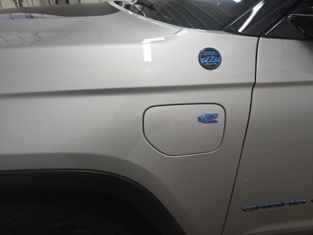 2022 Jeep Grand Cherokee Trailhawk 4xe