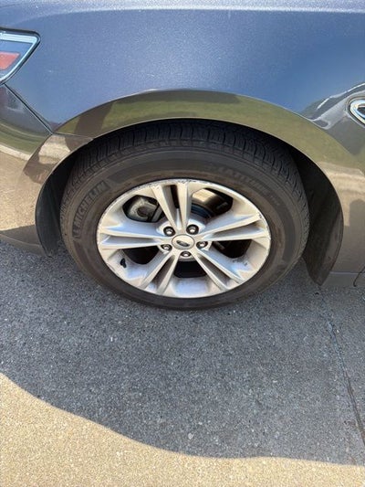 2015 Ford Taurus SEL