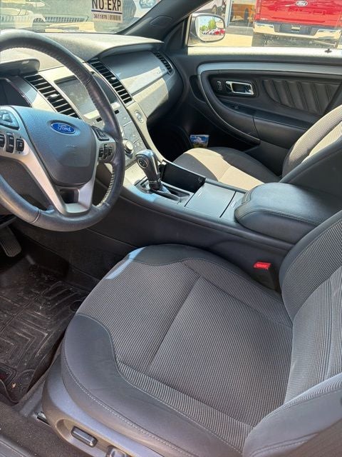 2015 Ford Taurus SEL