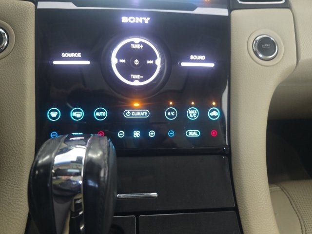 2018 Ford Taurus Limited