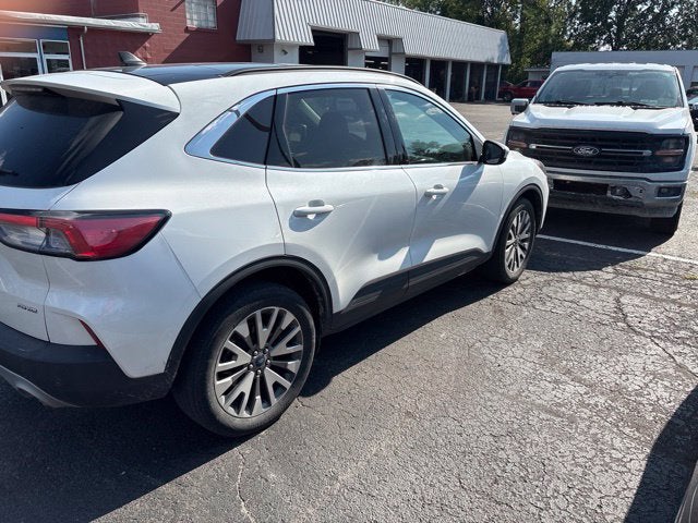 2022 Ford Escape Titanium
