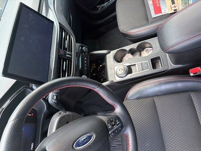 2025 Ford Escape ST-Line Select