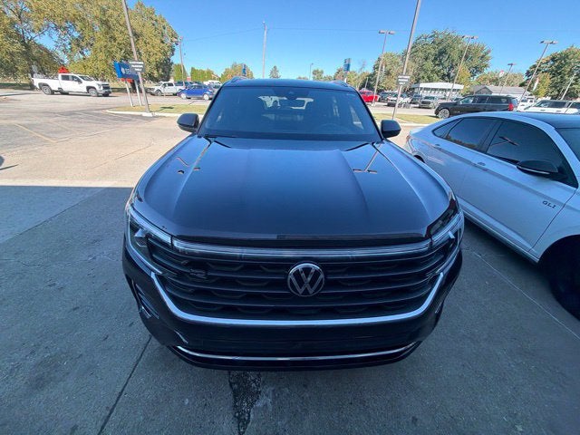 2024 Volkswagen Atlas Cross Sport 2.0T SEL R-Line