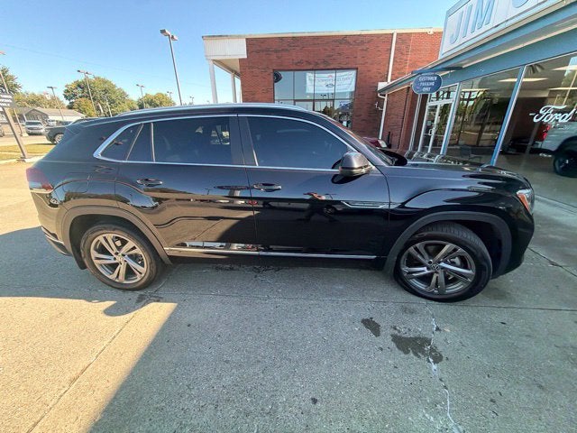 2024 Volkswagen Atlas Cross Sport 2.0T SEL R-Line