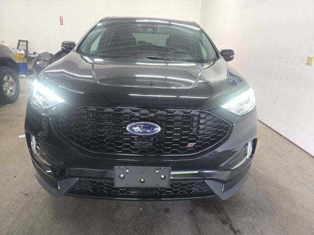 2023 Ford Edge ST