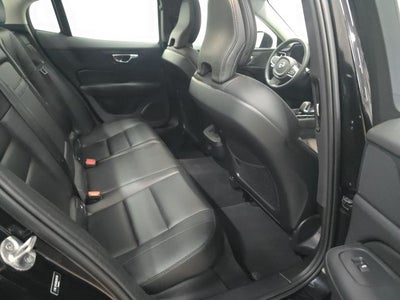 2024 Volvo S60 B5 Core Dark Theme